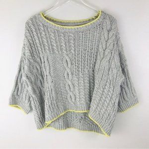 VICTORIA’S SECRET Wool Blend Contrast Trim Cropped Cable Knit Sweater – XS